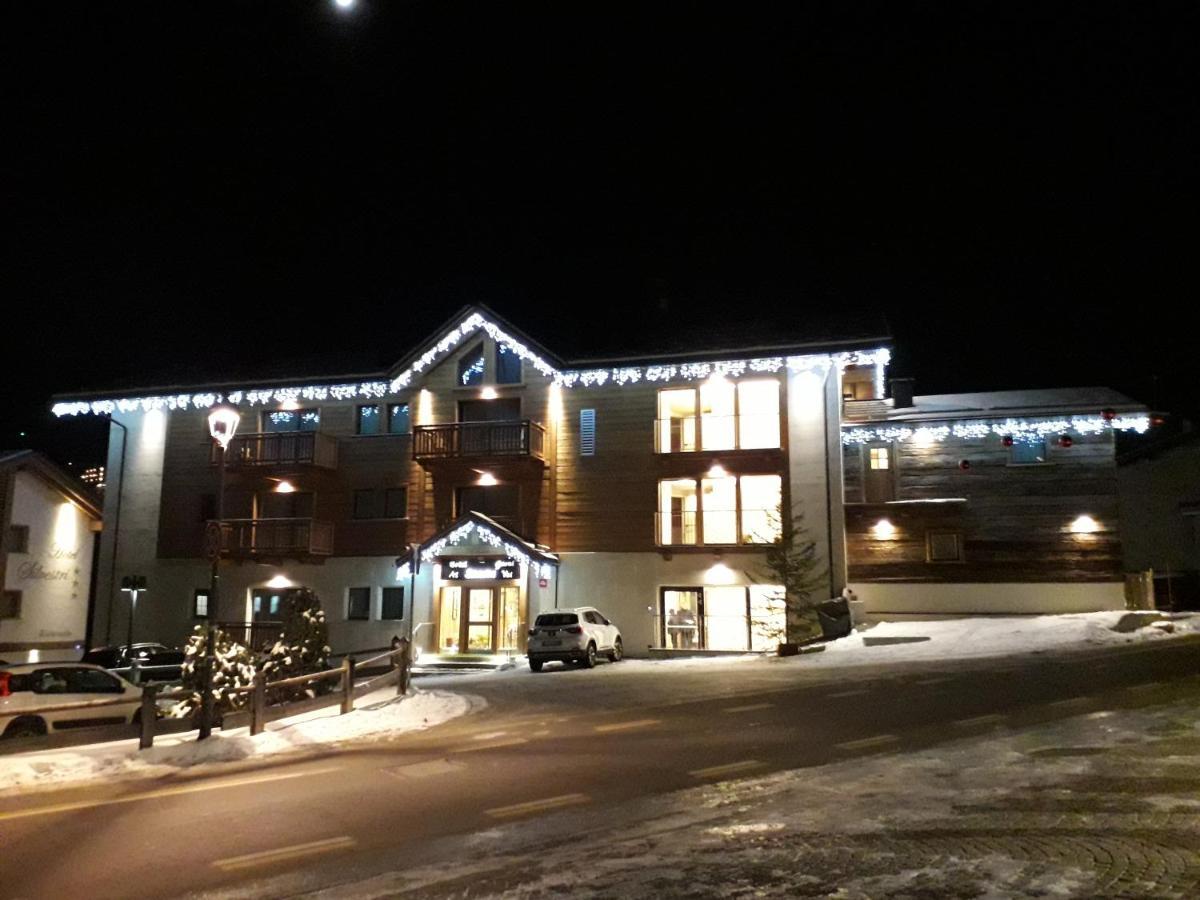 Garni Al Silvestri Vei Livigno Exterior foto