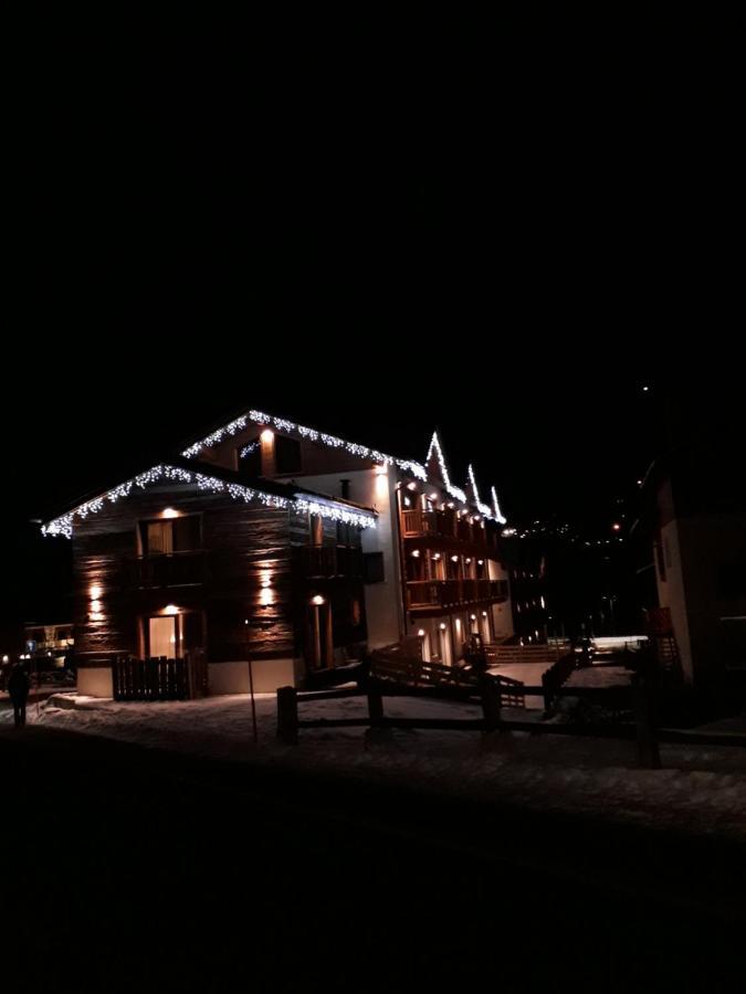 Garni Al Silvestri Vei Livigno Exterior foto