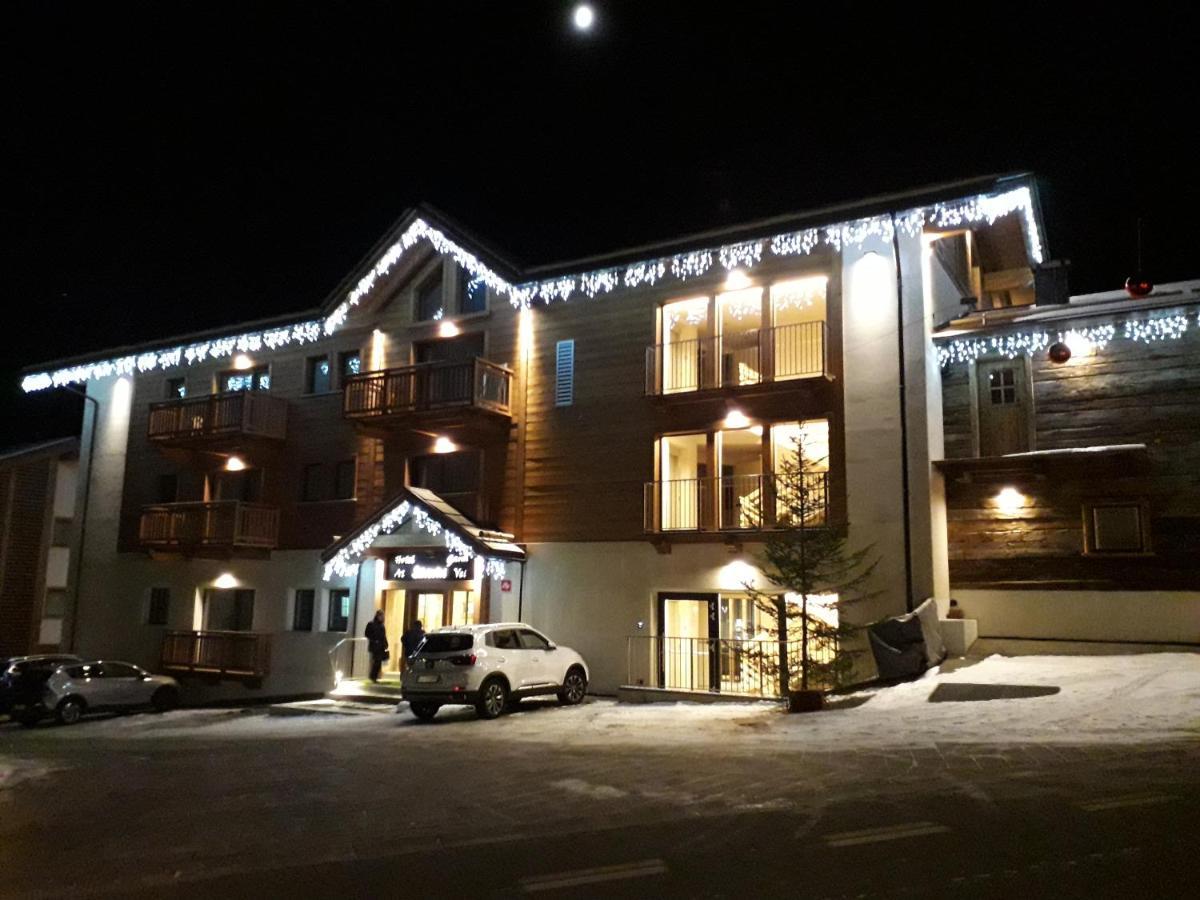 Garni Al Silvestri Vei Livigno Exterior foto